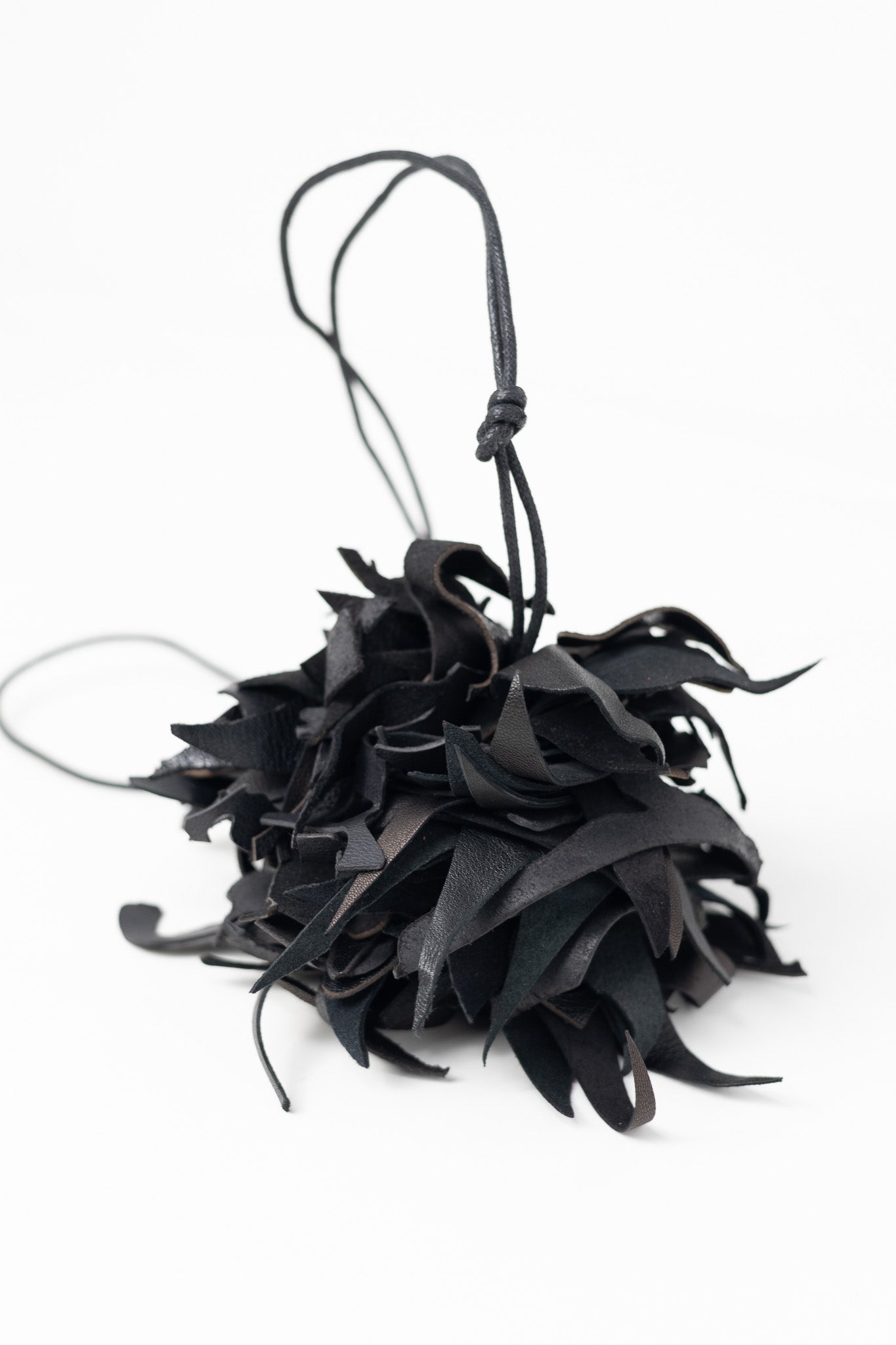 Колие "Black Fire  Nuvola"