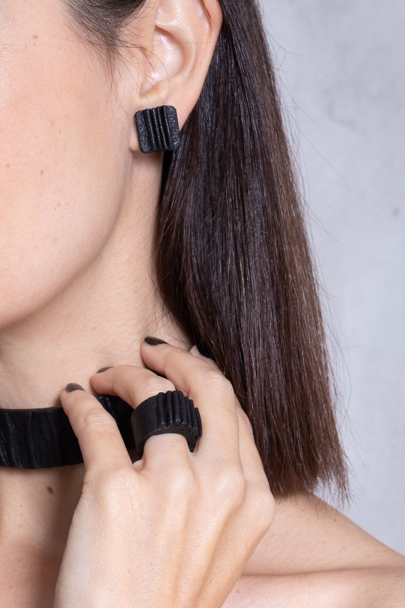 Пръстен унисекс "BLACK WAVE"