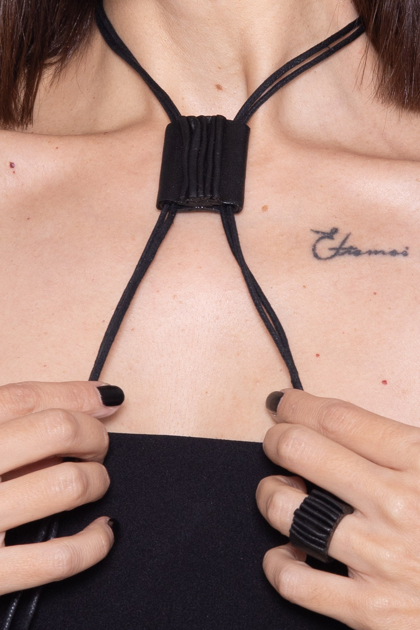 Колие "BLACK WAVE" 3