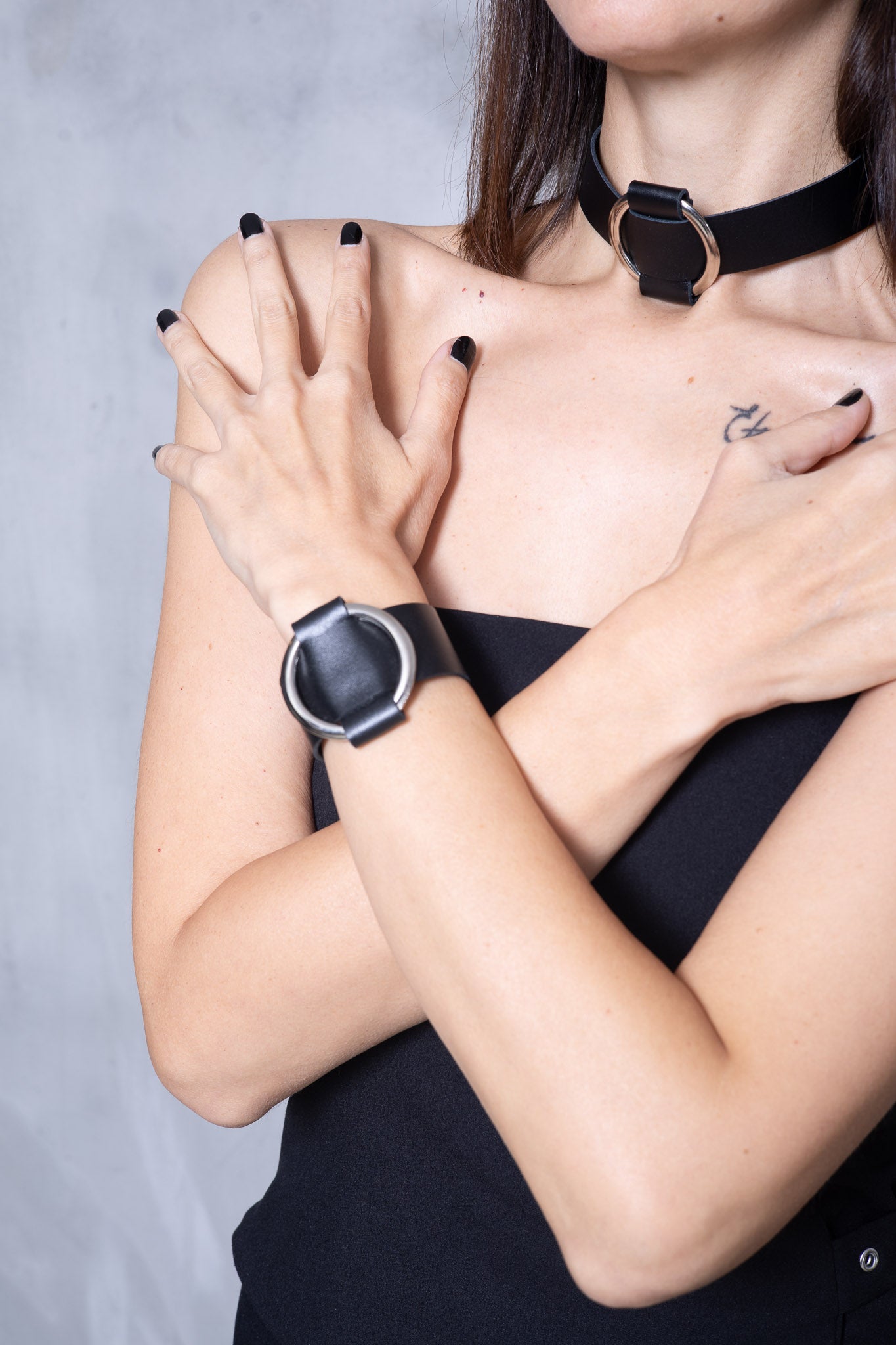 Гривна часовник "NET"