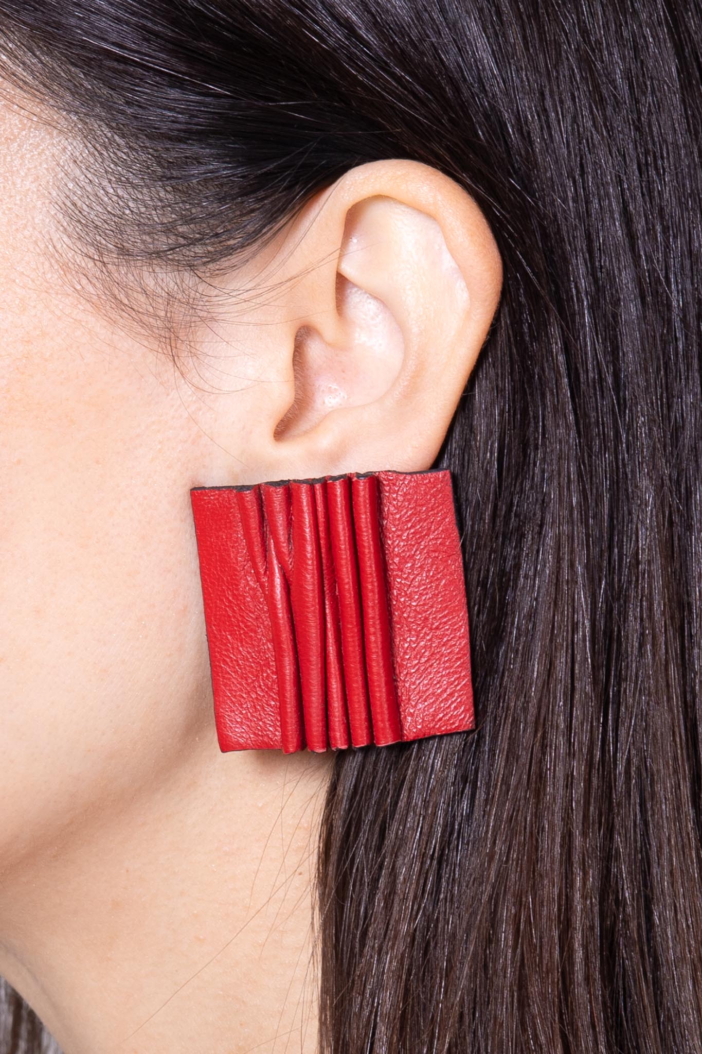 Обеци квадрат "BLACK WAVE"