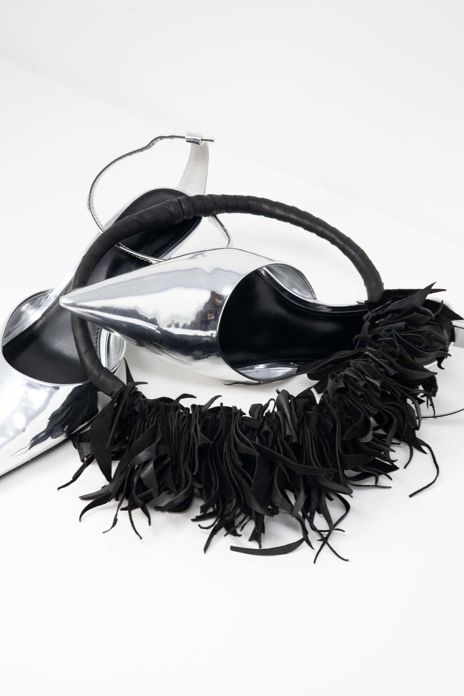 Колие "Black Fire Mezza Luna"