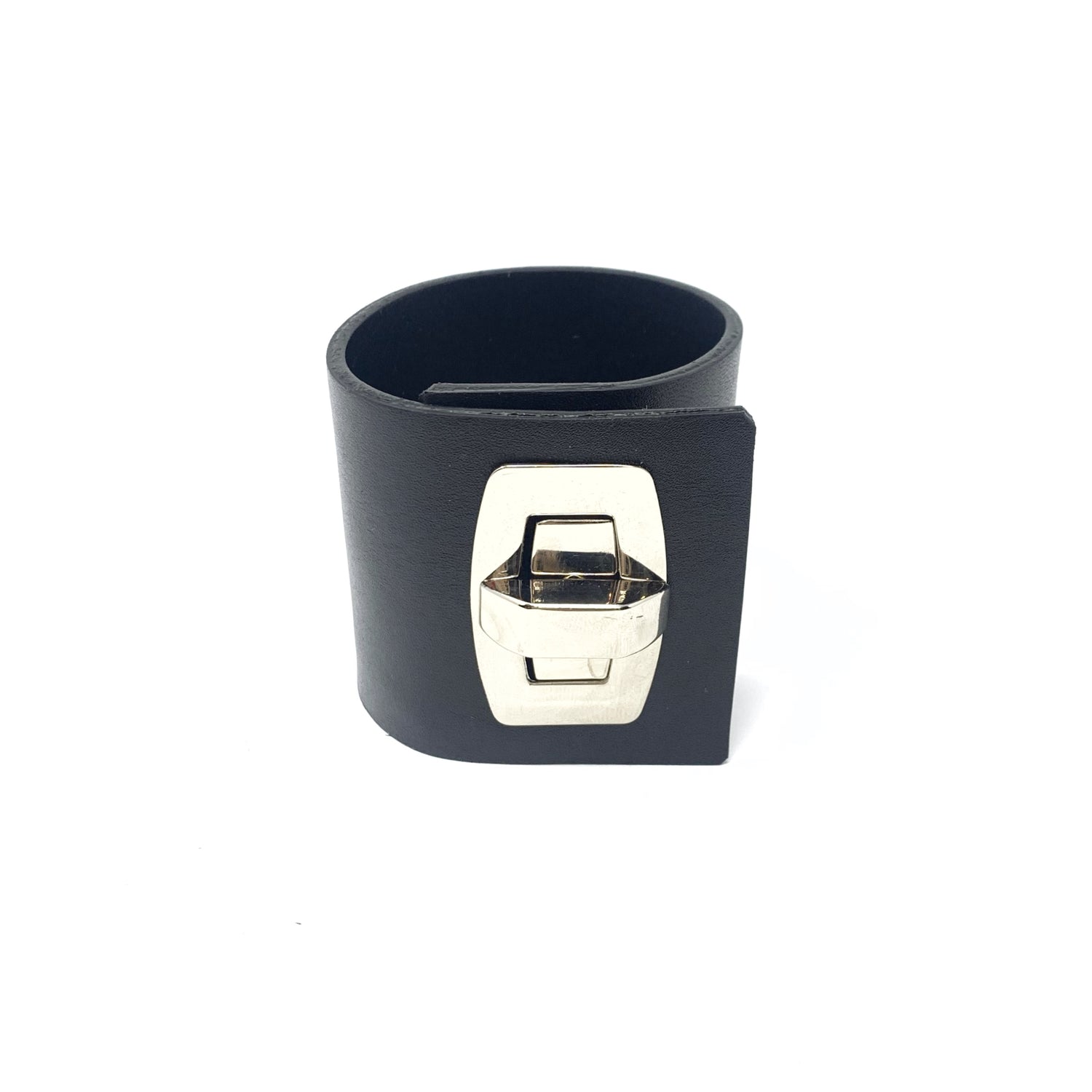 Гривна "Amore"