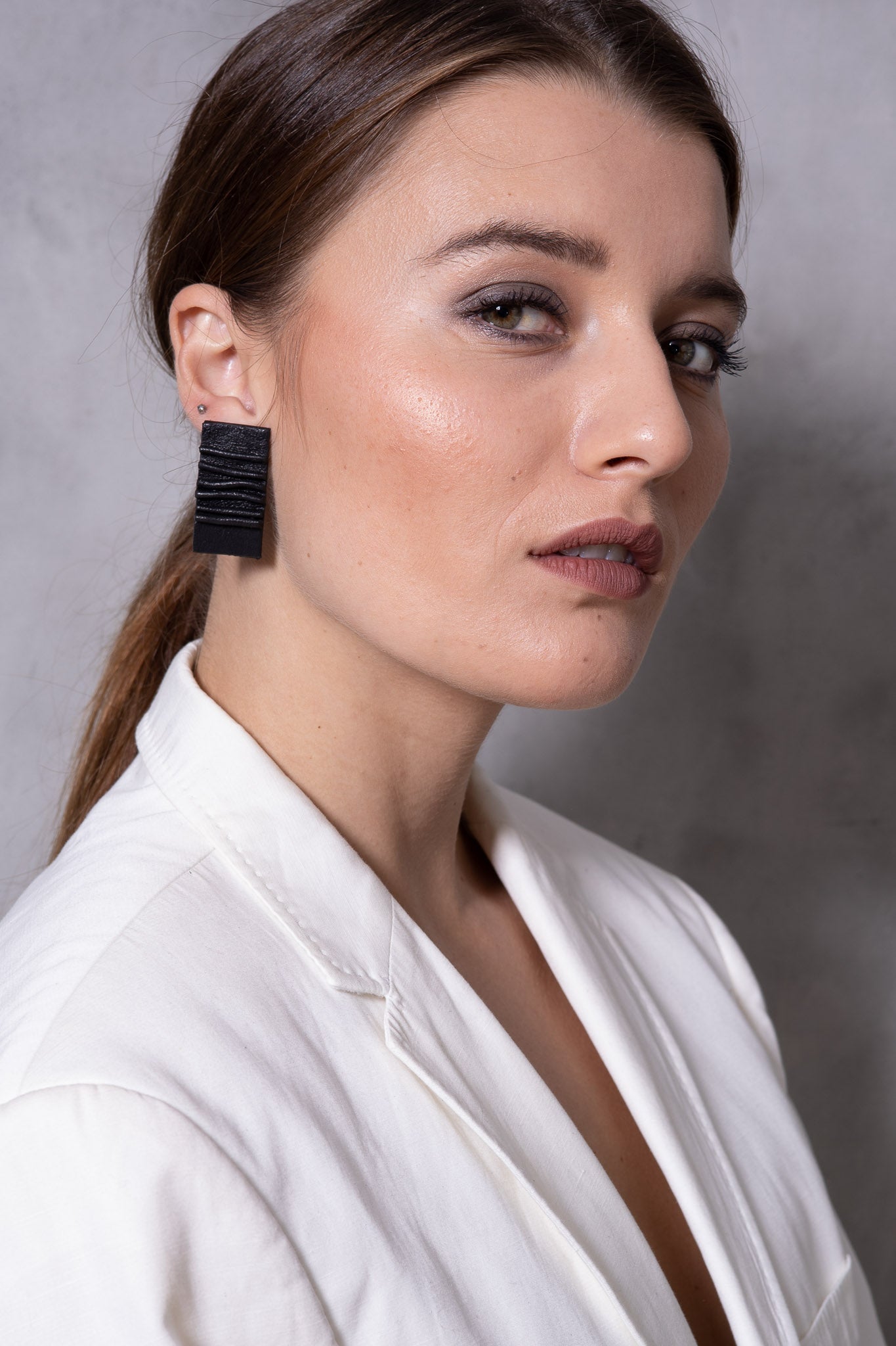 Обеци  "BLACK WAVE" 3