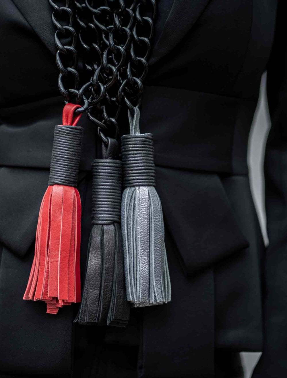 Колие, пискюл с метална верига  | zzone.bg | ZZone - онлайн магазин за кожени аксесоари