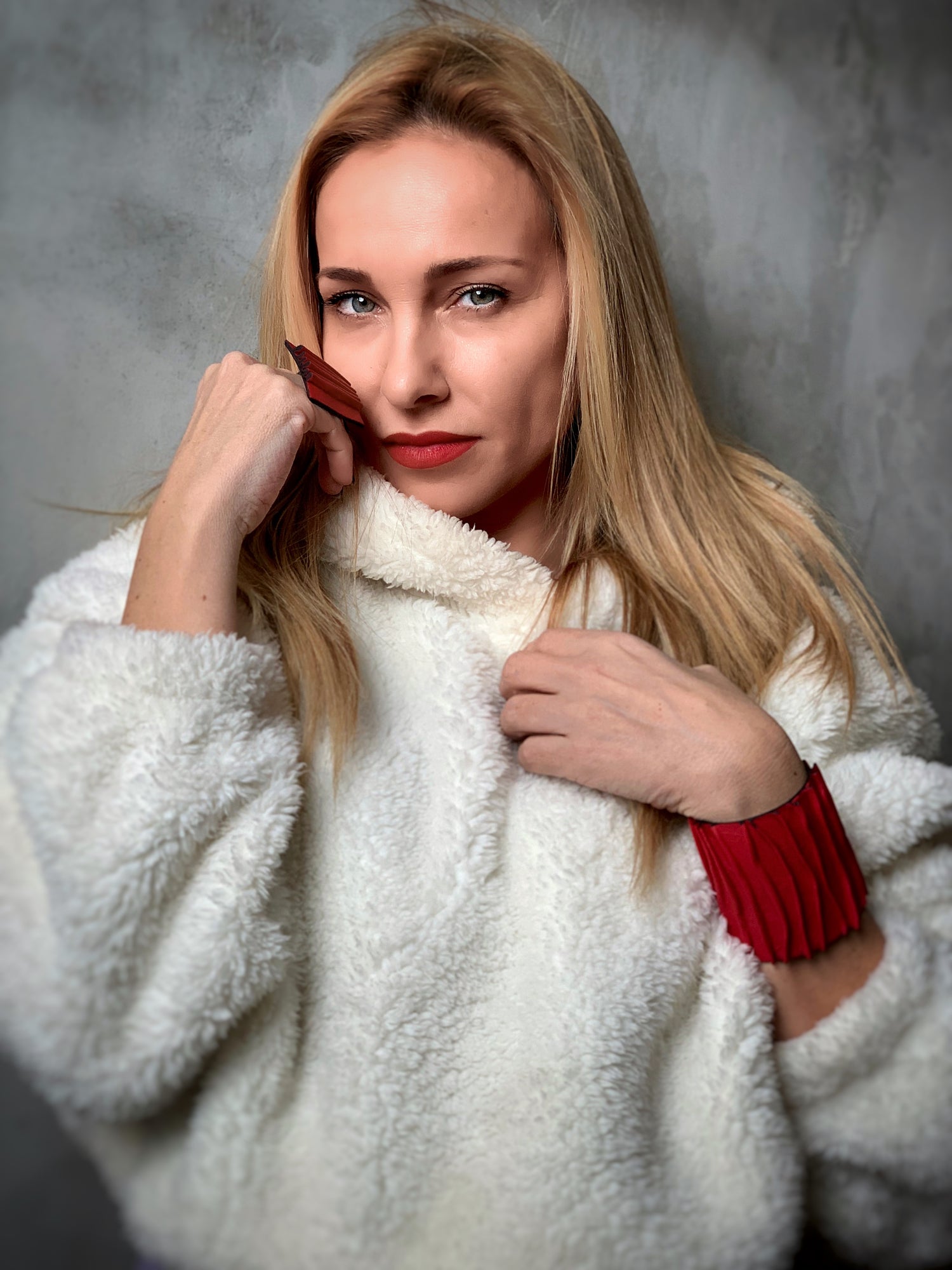 Гривна "BLACK WAVE" 2