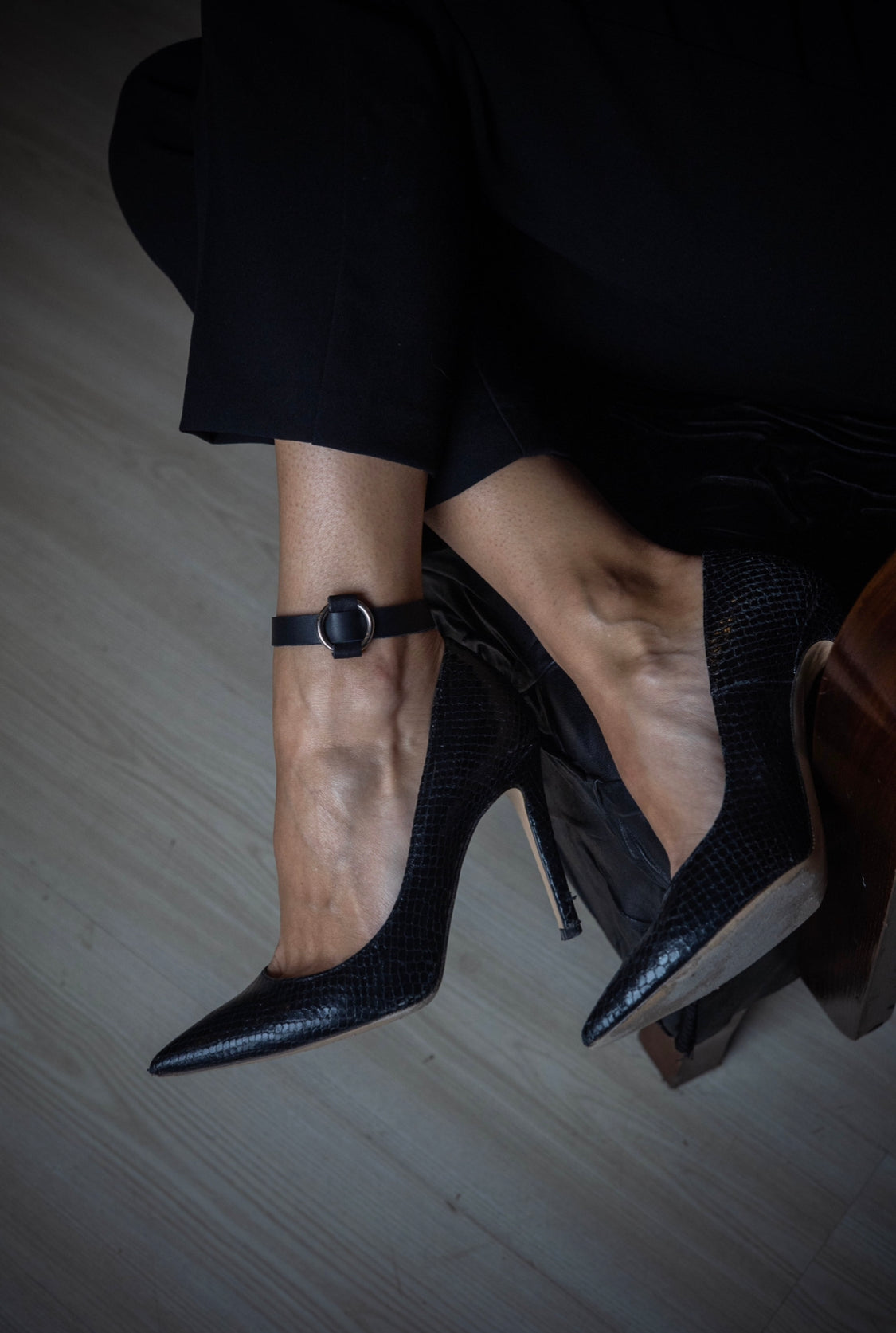 Чокър за крак “Aura”