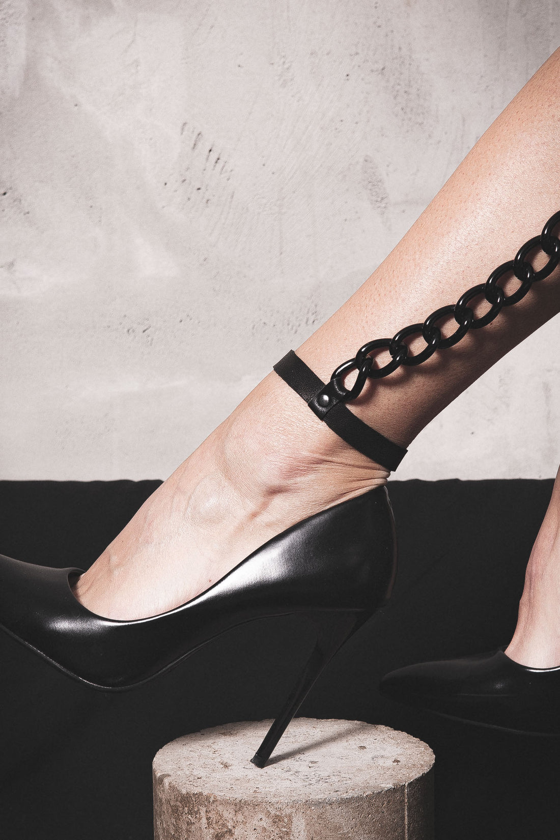 Аксесоар за крак "BLACK WARRIOR"