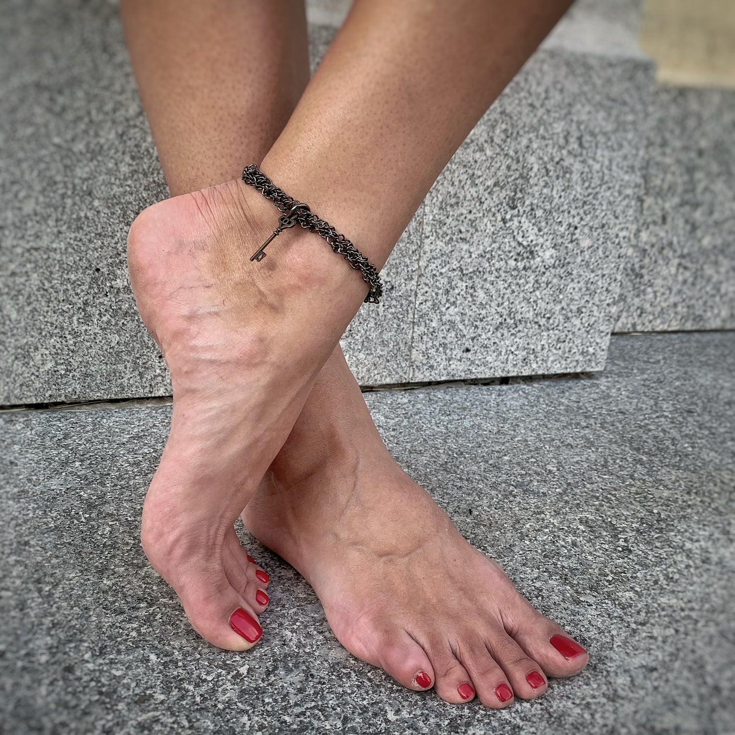 Гривна за крак “Porta”