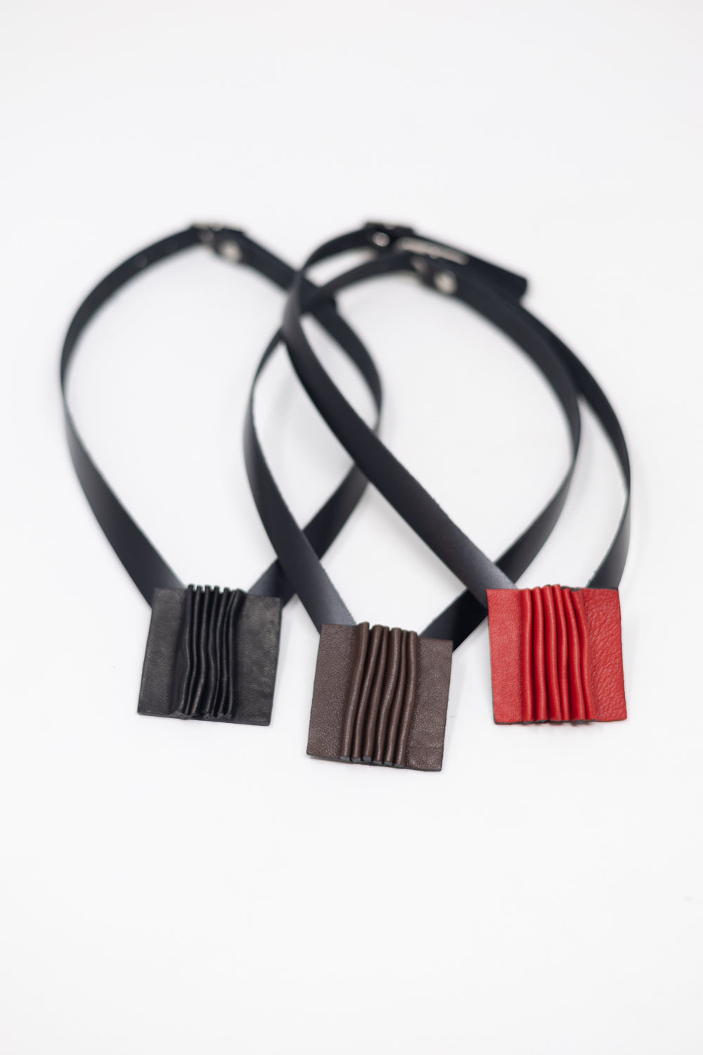 Колие “Wave”