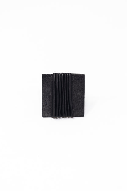 "BLACK WAVE" ring