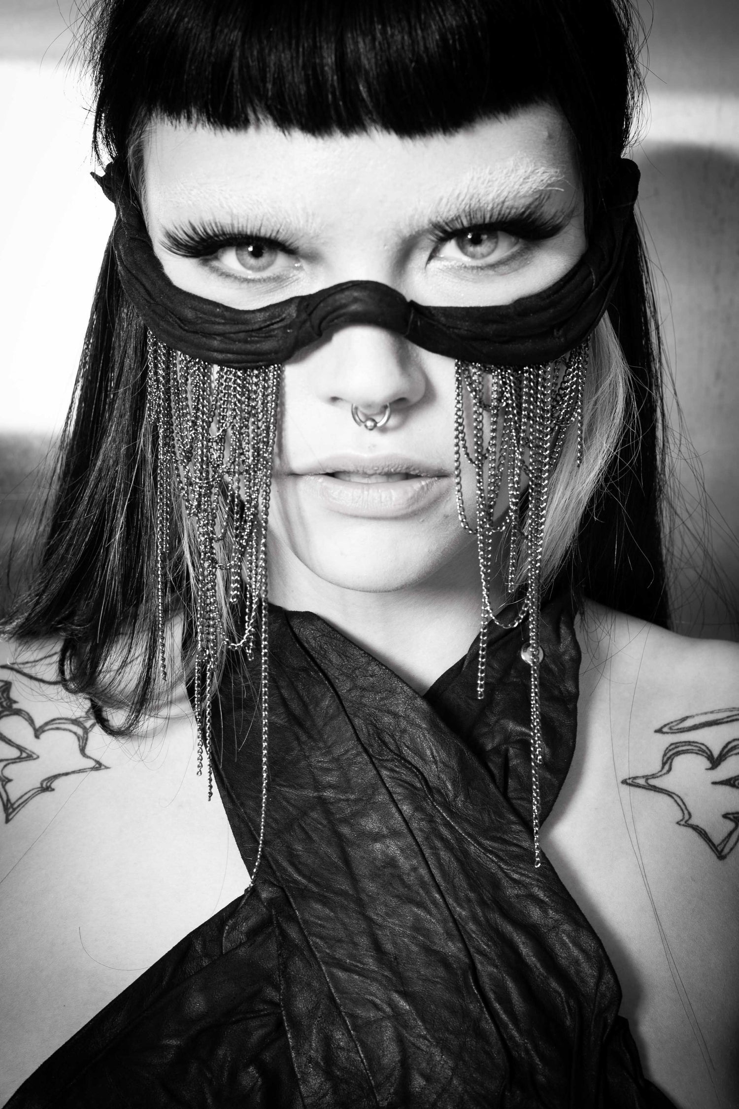 Mask &quot;AMORE&quot;