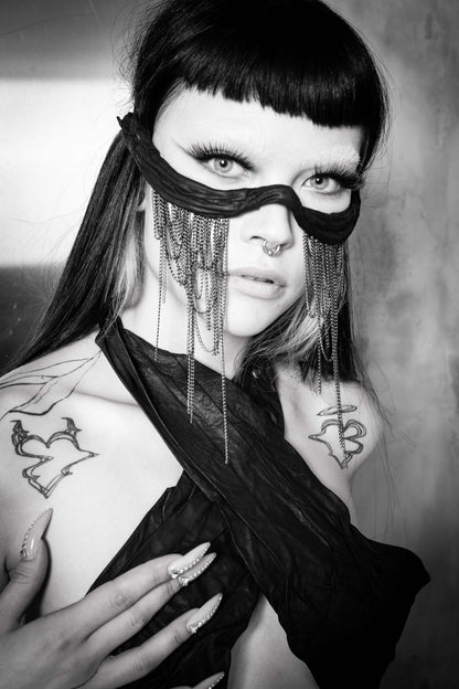 Mask &quot;AMORE&quot;