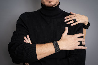 Bracelet &quot;BLACK WAVE&quot; 1