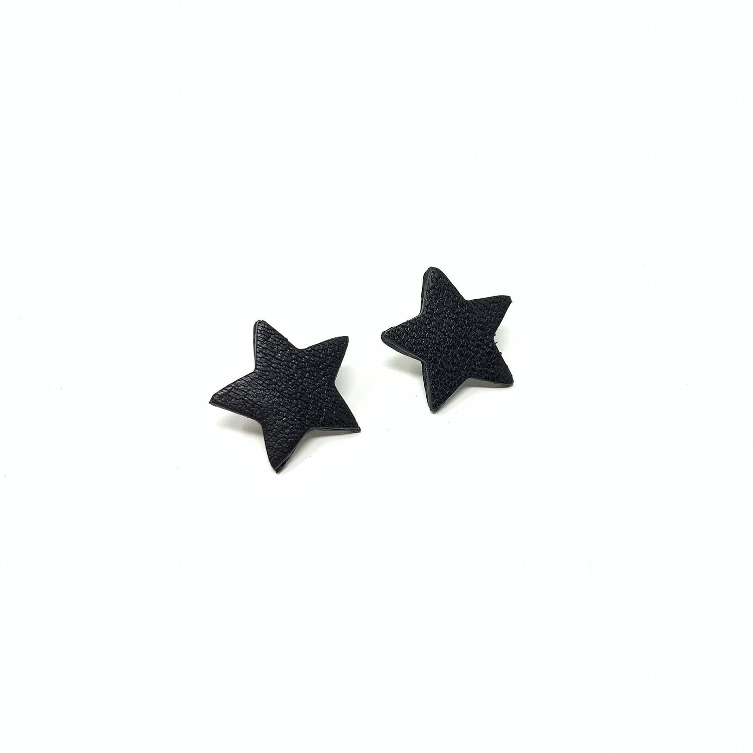 STAR мини обеци | zzone.bg | ZZone - онлайн магазин за кожени аксесоари