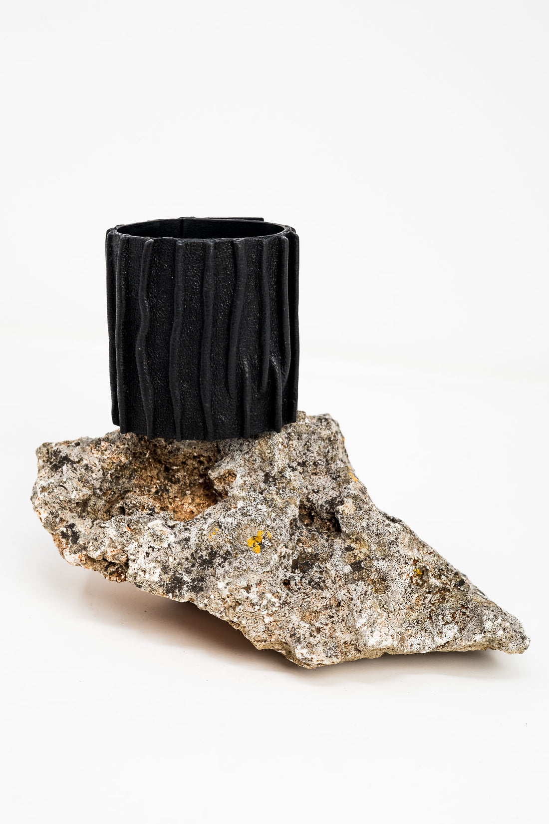 Гривна "BLACK WAVE MAN"  2